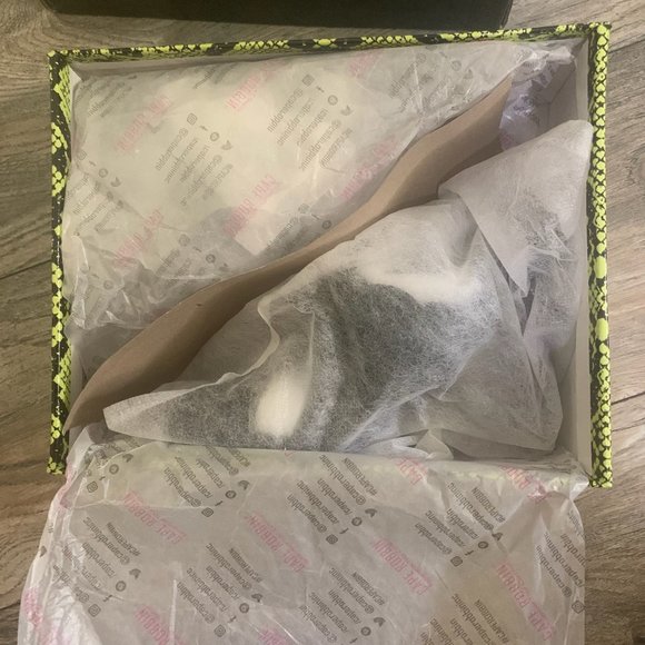 NWT CAPE ROBBIN ZIMMER CLEAR CHUNKY BLOCK HEELS BLACK 5.5 - Picture 7 of 13